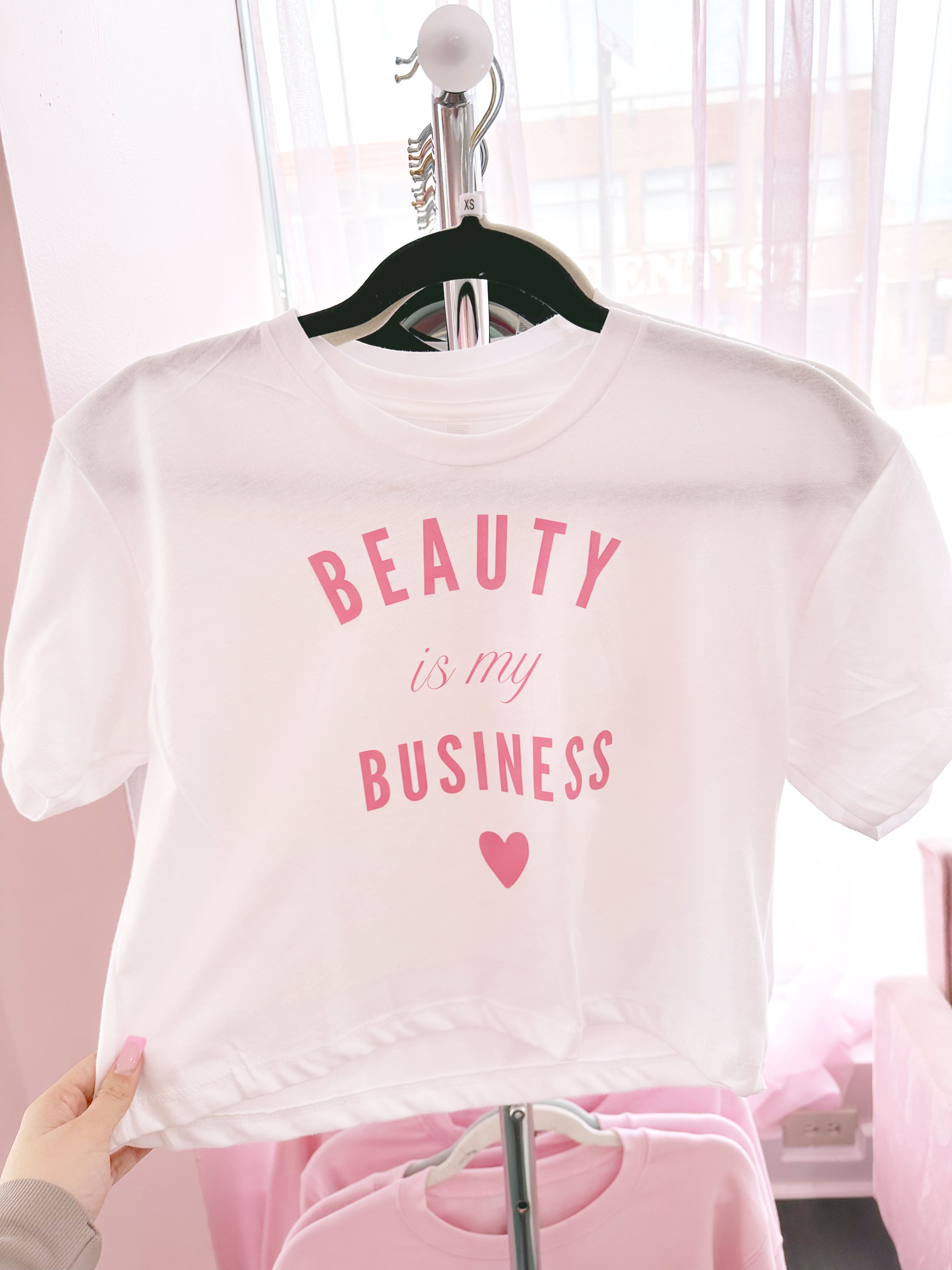 Crop Top “Beauty is my Business” 💓